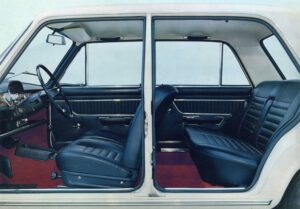 FIAT 125 (1968) interior