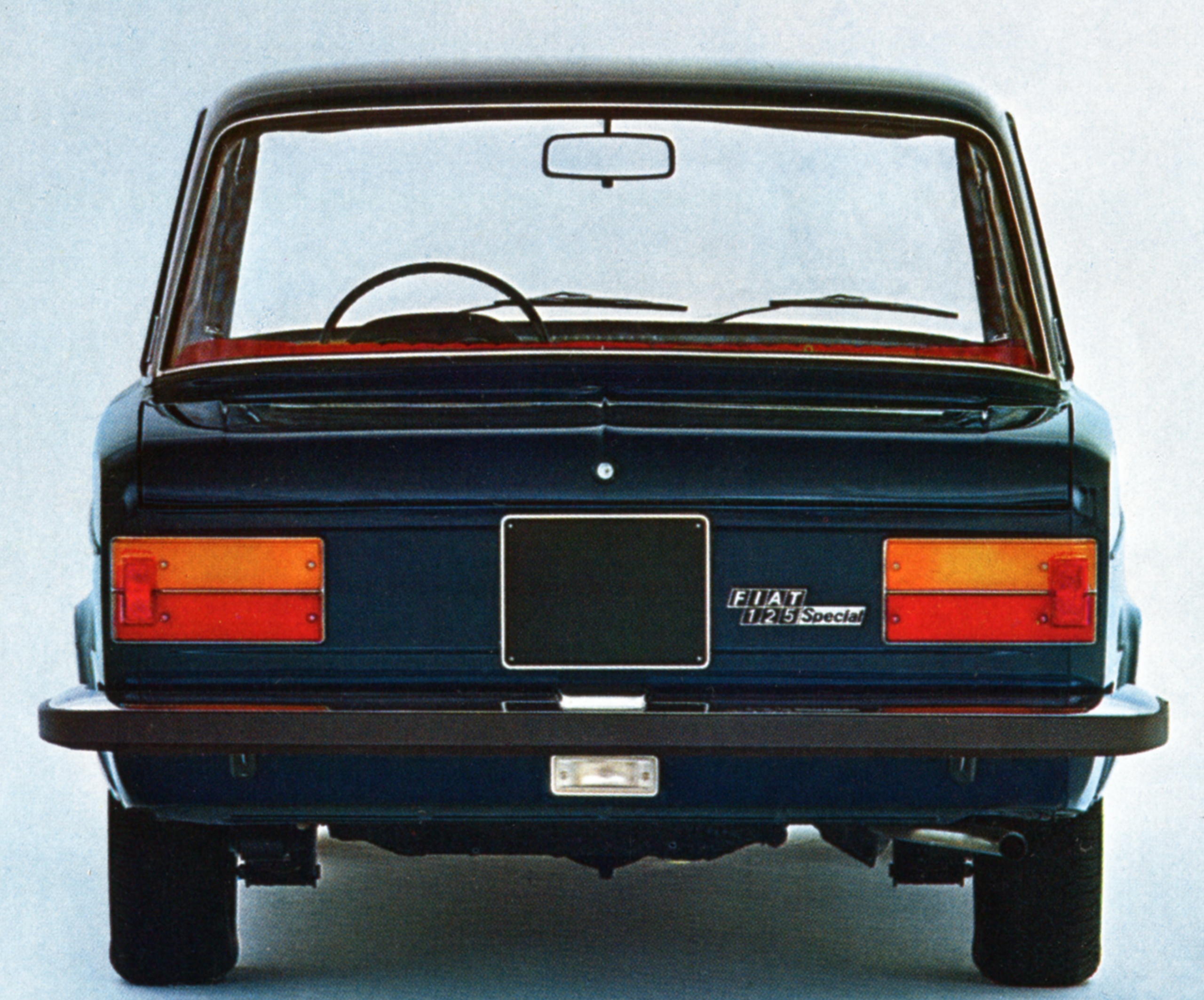 FIAT 125 Special (de 1971) Vue arrière