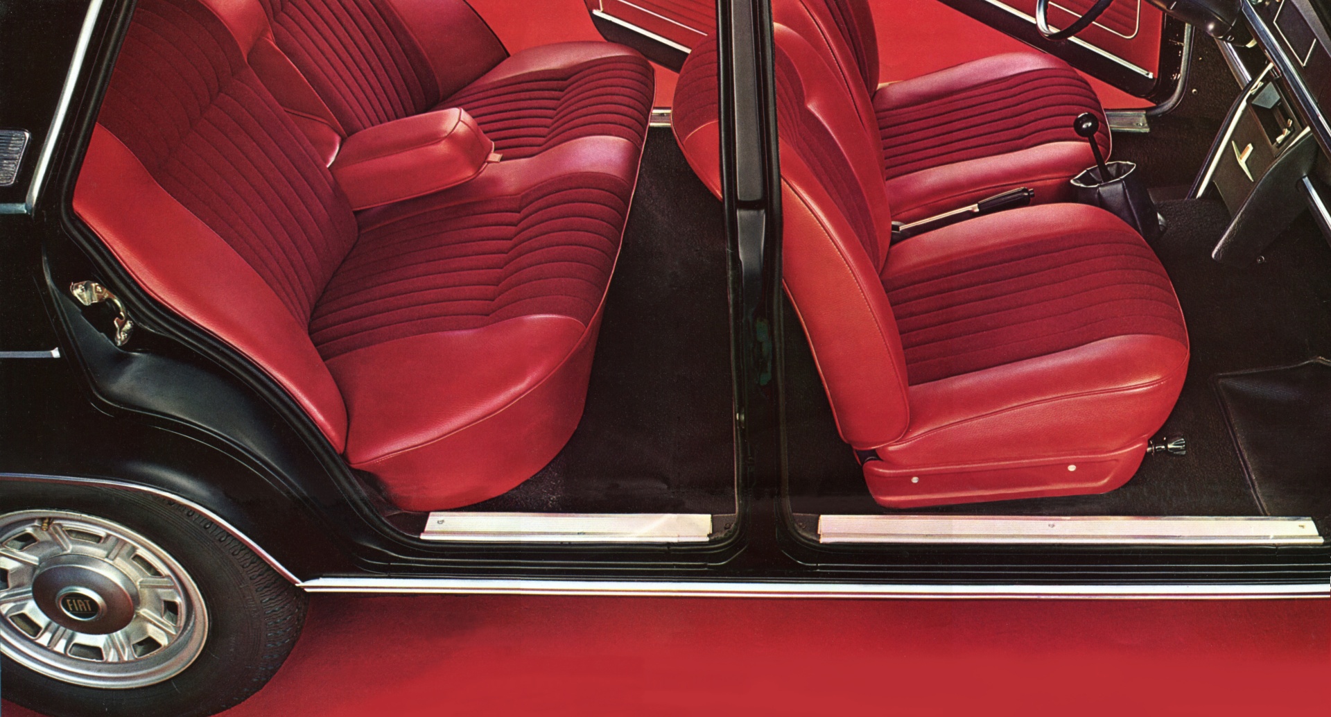 The interior – The Fiat 125 page