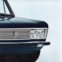 FIAT 125 Special (1971) grille and headlights