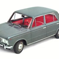 FIAT 125 from diagonally above